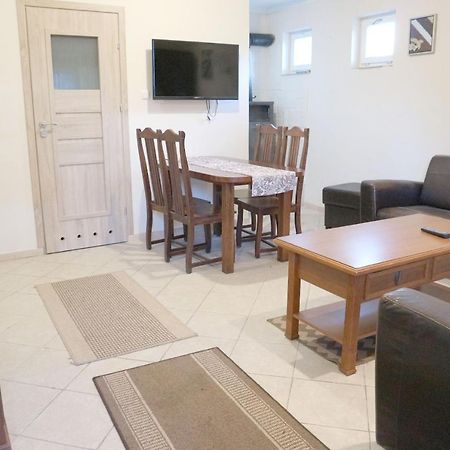 Pensjonat I Restauracja U Zdzicha Rowy  Exteriör bild