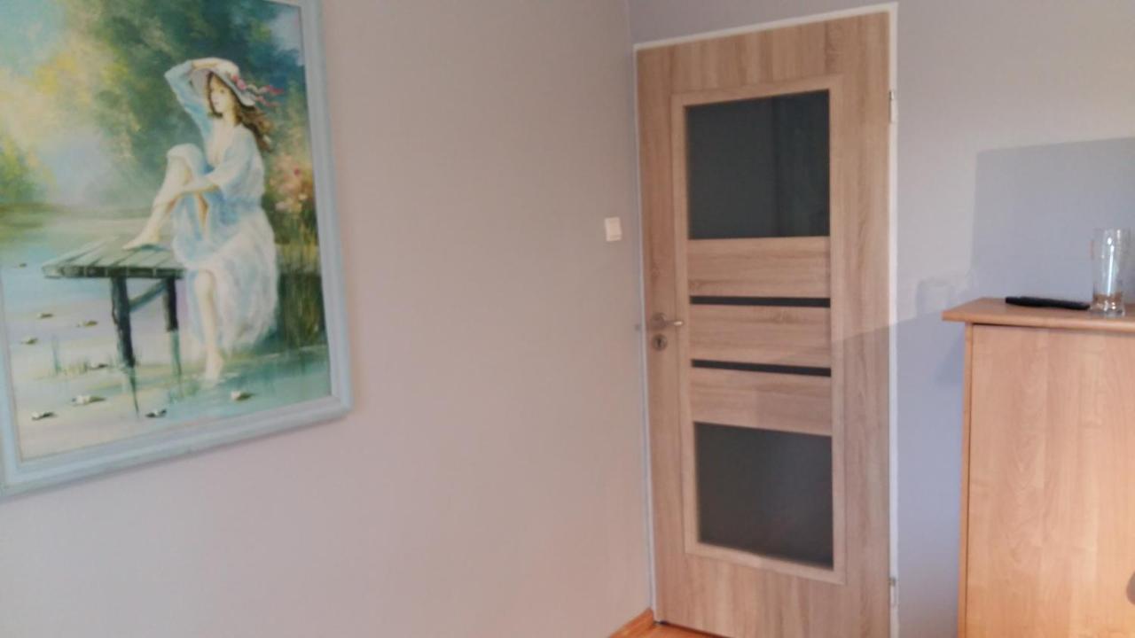 Pensjonat I Restauracja U Zdzicha Rowy  Exteriör bild